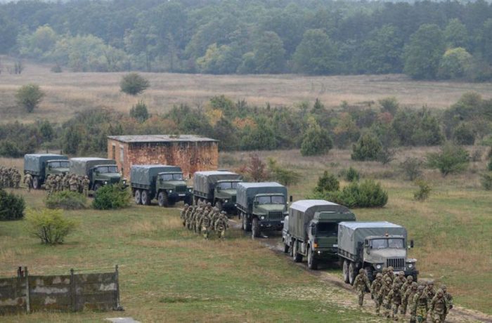 Katonai hadoszlop vonul át fél Magyarországon