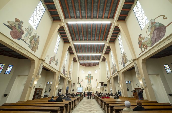 A kormány támogatásával 30 katolikus egyházi létesítmény újult meg Salgótarjánban és a környékén